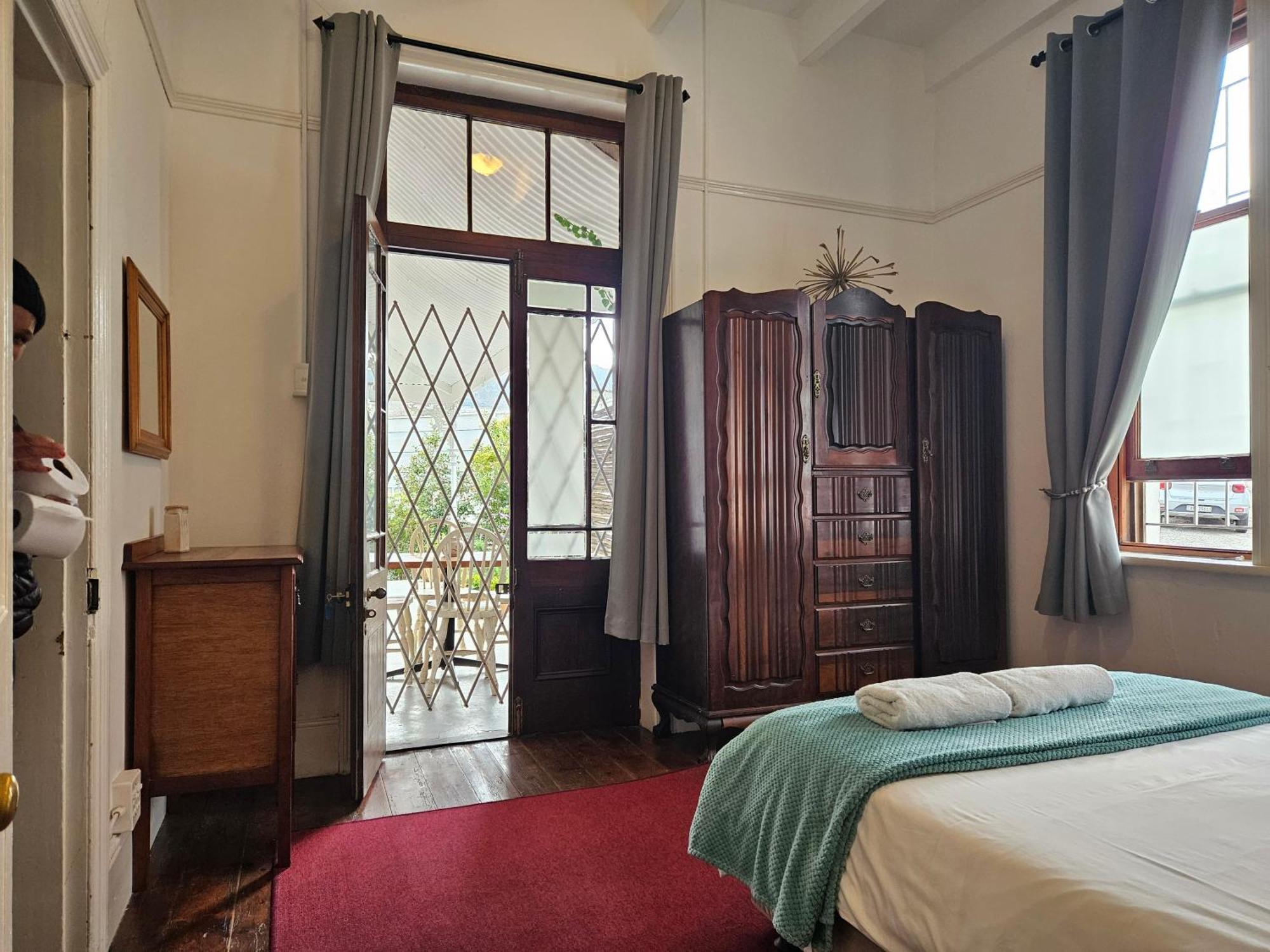 Kelkiewyn Guesthouse Каледон Экстерьер фото